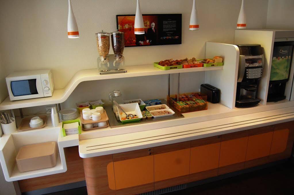 Ibis Budget Frejus Capitou Fréjus Exterior foto
