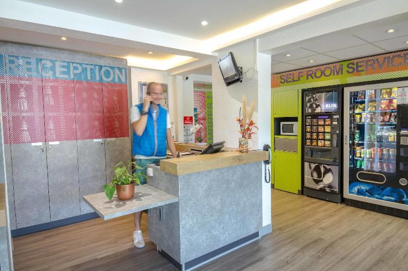 Ibis Budget Frejus Capitou Fréjus Exterior foto