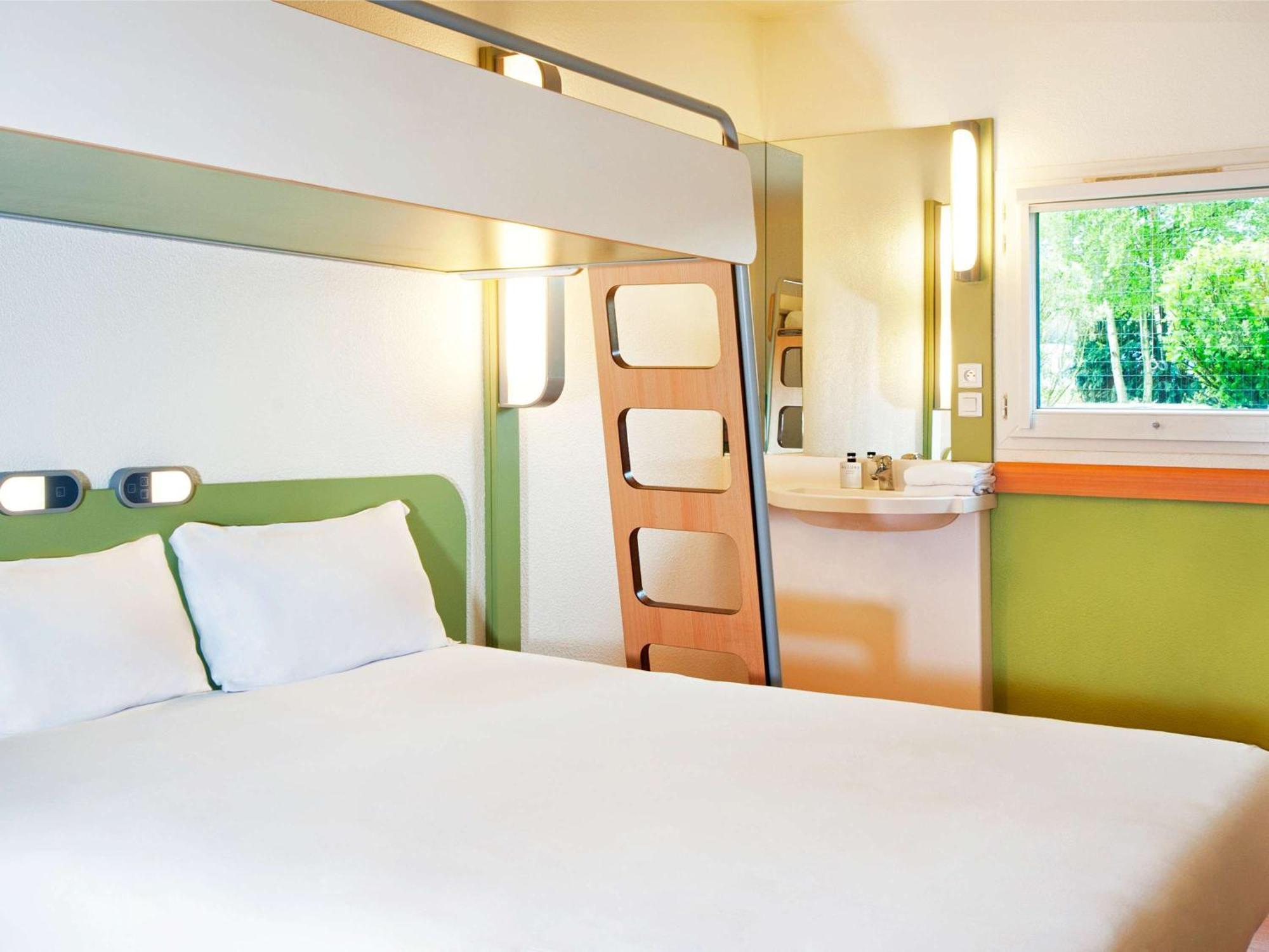 Ibis Budget Frejus Capitou Fréjus Exterior foto